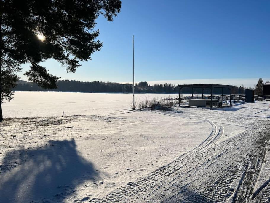 Attraktiv & Smart Funkishytte Pa Nes Strandhager. Årnes Kültér fotó